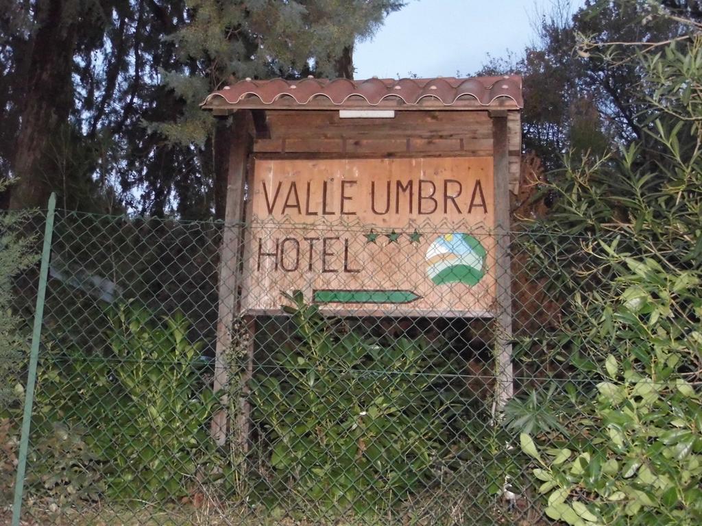 Hotel Valleumbra Torgiano Exterior foto